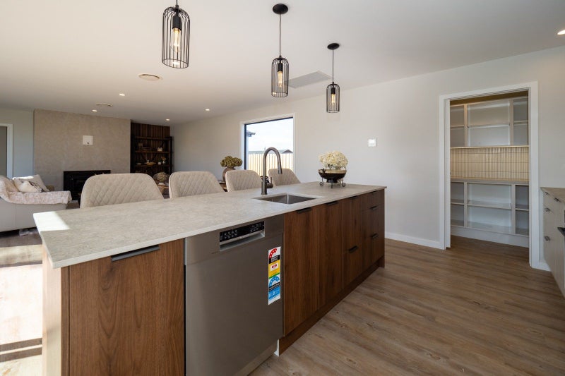 Architectural elegance meets lifestyle62864786415746113