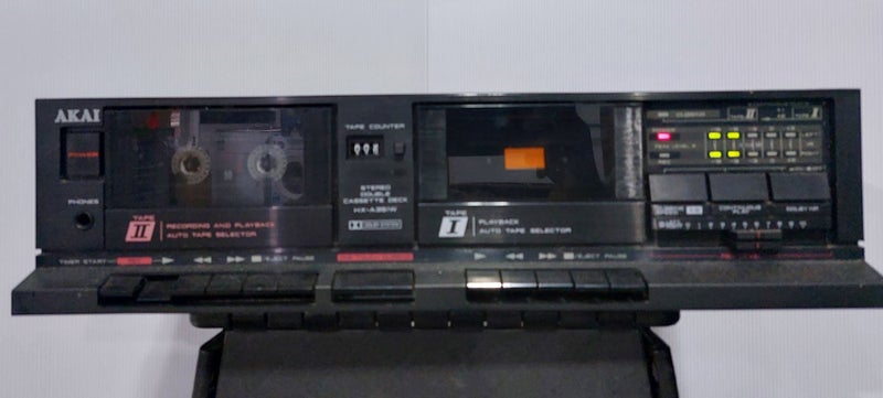 AKAI HX-A351W STEREO DOUBLE CASSETTE MADE IN JAPAN Carousel 1