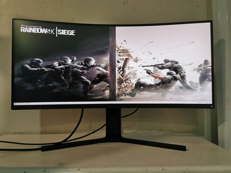Xiaomi Mi 34" UltraWide QHD Curved Gaming Monitor - 3440x1440, 21:9, 144Hz, 4ms Carousel 2