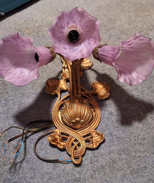 3 PURPLE FLOWER DESIGN ELECTRIC WALL LIGHTS on a gold colour sconce 2 AVAILABLE Carousel 1