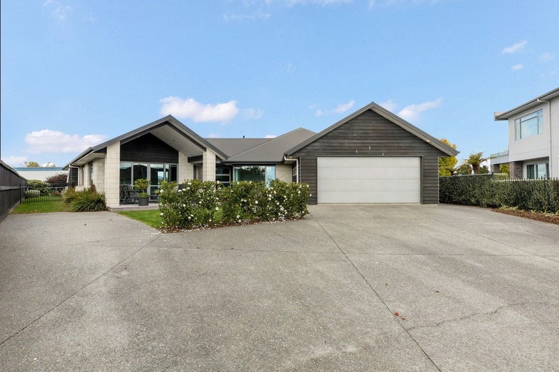 Image 1 of 25
