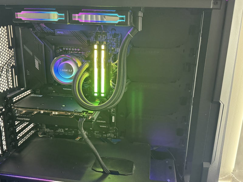 Gaming PC Carousel 6