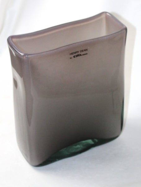 +++ HANDSOME " HENRY DEAN FOR CITTA DESIGN" ART GLASS BLOCK VASE +++ Carousel 1