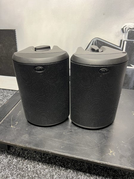 Outdoor Polk Atrium 45 speakers Carousel 1