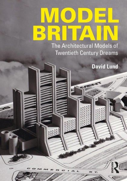 Model Britain by David Lund - Paperback Carousel 1