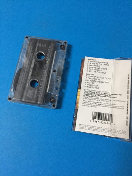 Skid Row: Slave To The Grind (Cassette) Carousel 3
