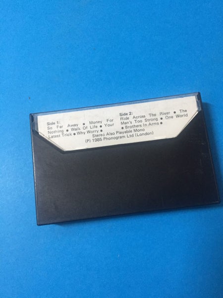 Dire Straits: Brothers In Arms (Cassette) Carousel 2