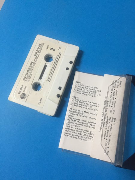 Dire Straits: Brothers In Arms (Cassette) Carousel 3