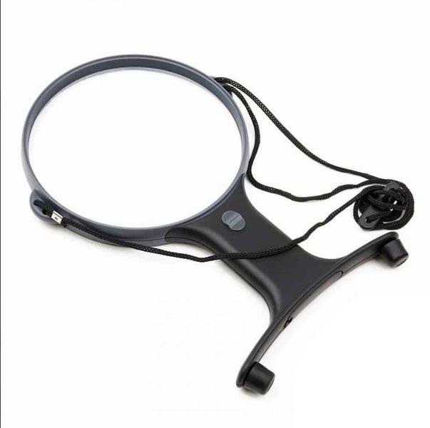 Optimal Magnifier with LED Light Carousel 1