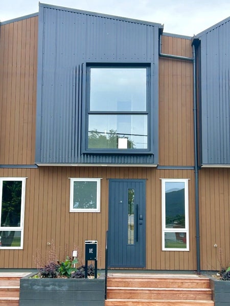 Image 1 of 19