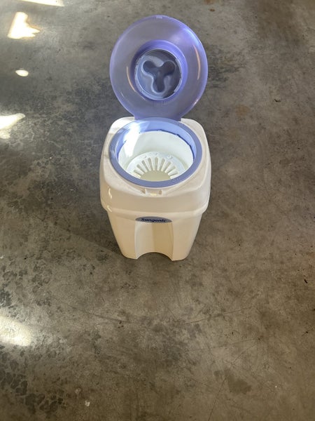 Nappy bin Carousel 2