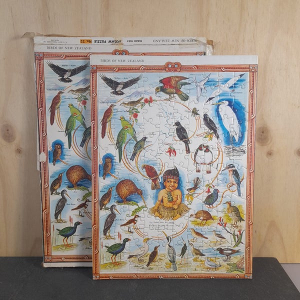 Vintage New Zealand Birds jigsaw, 100pc Carousel 1
