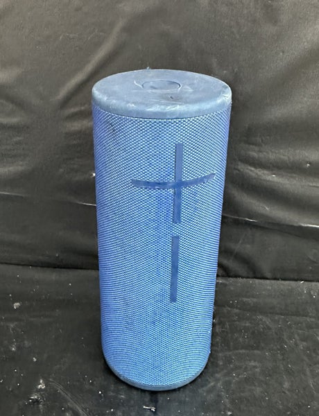 Ultimate Ears UE BOOM 3 Bluetooth Speaker - $1 Reserve (PU15 Cubby) Carousel 1