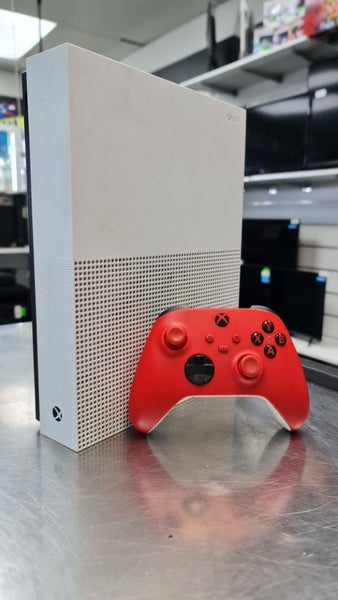 Faulty Xbox One S Digital Edition Carousel 1