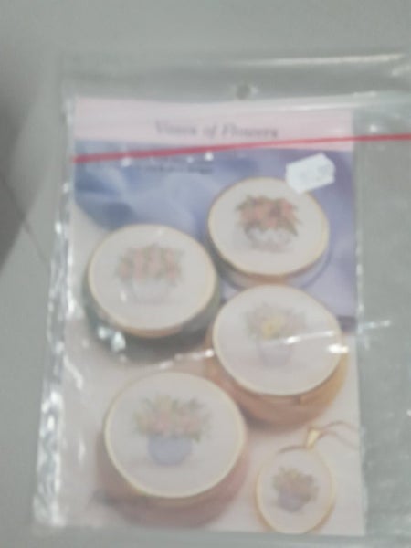 embroidery book Carousel 1