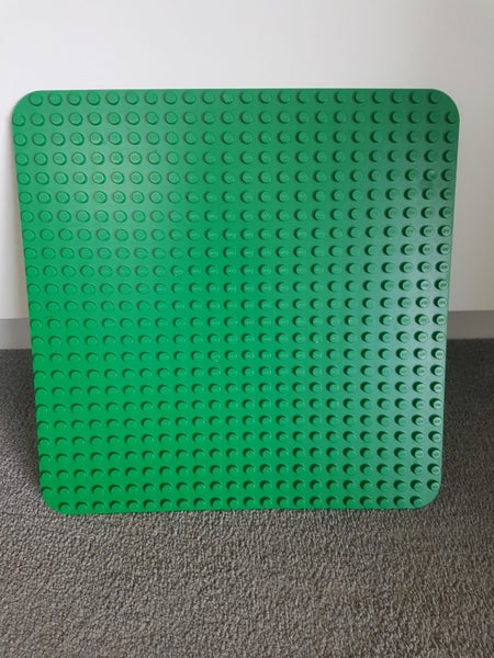 Duplo Large Greem Board Carousel 1