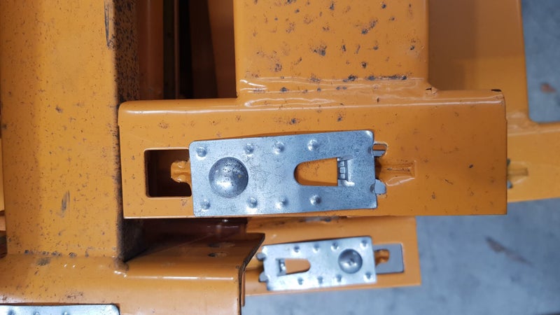 Secondhand Pallet Racking Beams - 1700mm Carousel 3