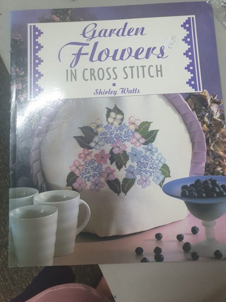 embroidery book Carousel 1
