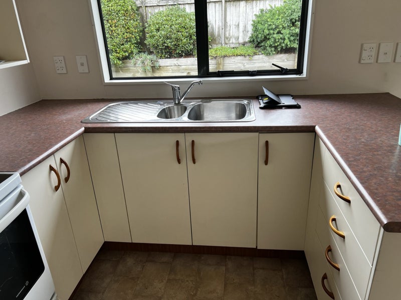 Kitchen used Carousel 1