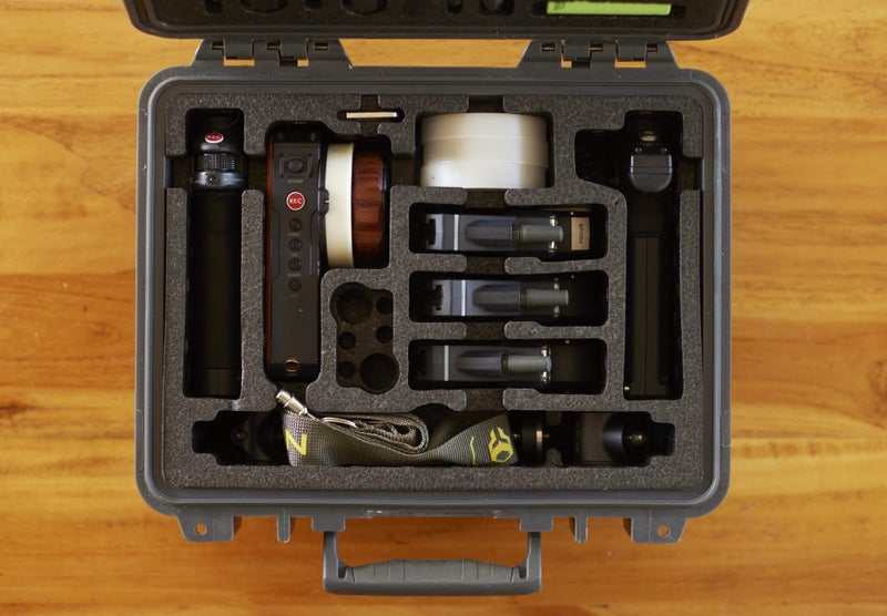 TILTA NUCLEUS M / FULL KIT ( inc 3 x Motors, 2 X control handles etc ) Carousel 2