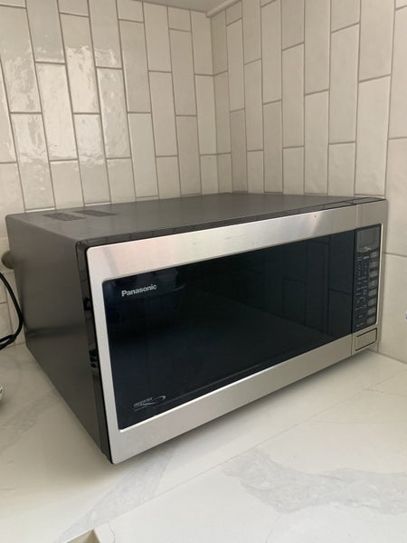 Panasonic 1200W inverter microwave XL Carousel 2