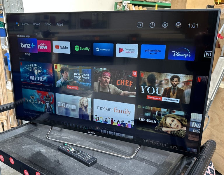 Sony 43" Full HD Smart 3D Android LED Tv With Remote - $1 Res (Top of Rack 13) Carousel 1
