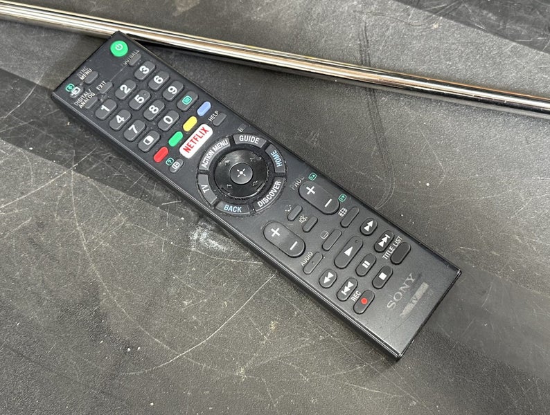 Sony 43" Full HD Smart 3D Android LED Tv With Remote - $1 Res (Top of Rack 13) Carousel 2
