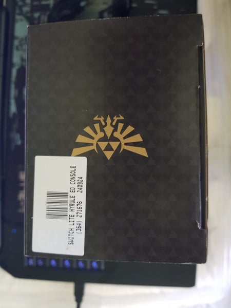 Nintendo Switch Lite (ZELDA) Hyrule Edition (AFTERPAY Available) Carousel 6
