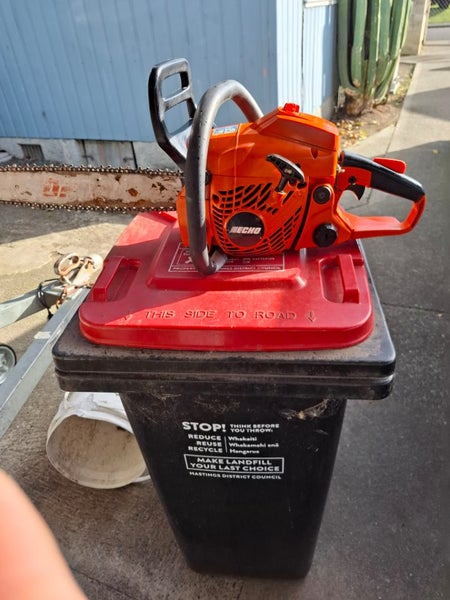 Echo 16 inch chainsaw Carousel 1