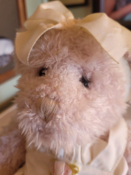 Lovely Clean Russ Bear.. Bearnice.. Carousel 2