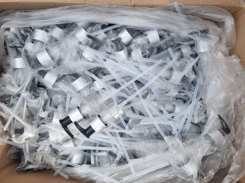300ml aluminium bottle + cap + pump Carousel 2