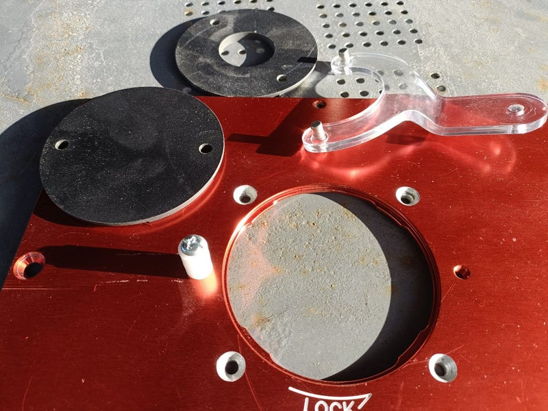 Router mounting plate for router table Carousel 4