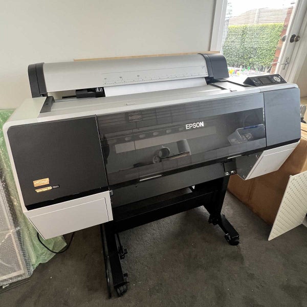 Epson Style Pro 7890 24" large format printer - $1 RES Carousel 1