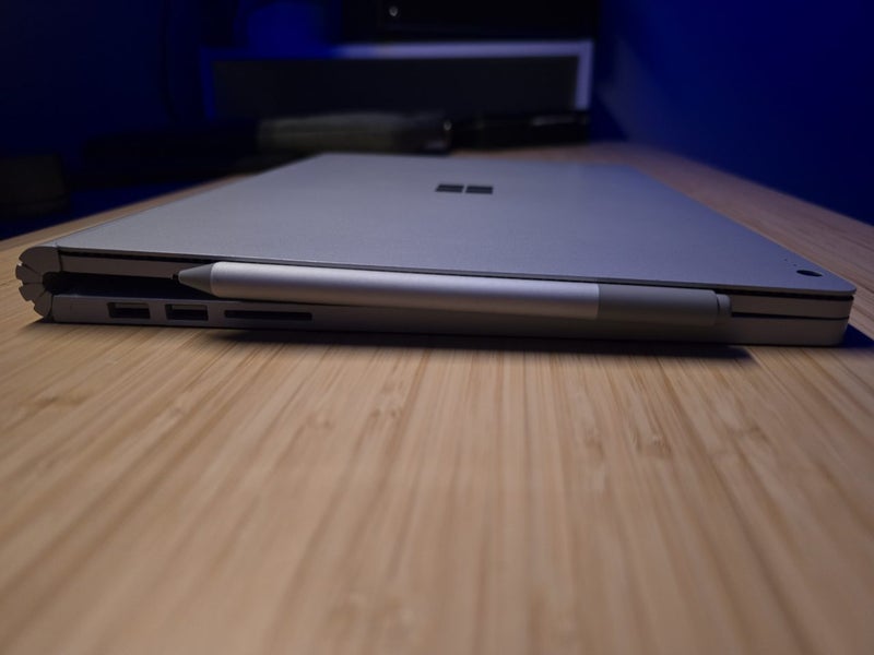 Microsoft Surface Book 2 - i7 / 16GB RAM / 512GB SSD + Surface Pen Carousel 2