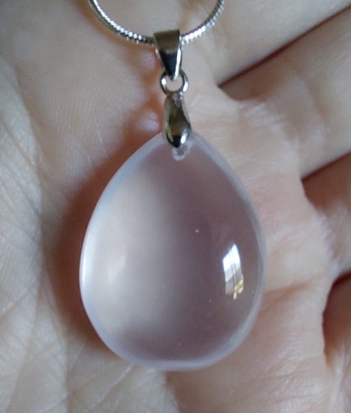 Star Rose Quartz Pendant Carousel 1