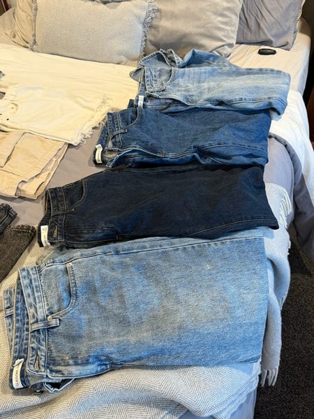 Women’s clothes Carousel 1