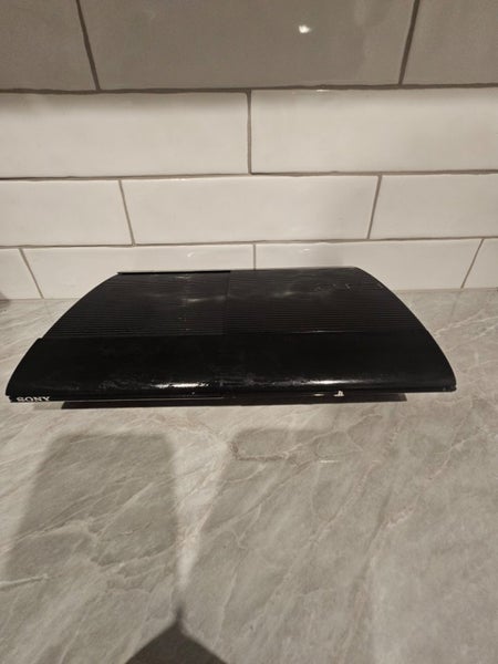 Ps3 SuperSlim 12gb Model Plus 2 games and Controller Carousel 2