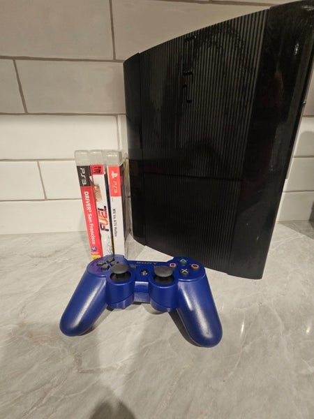 Ps3 500gb Console Plus 3 Games and Controllers Carousel 1