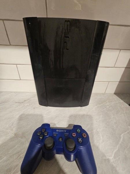 Ps3 500gb Console Plus 3 Games and Controllers Carousel 4