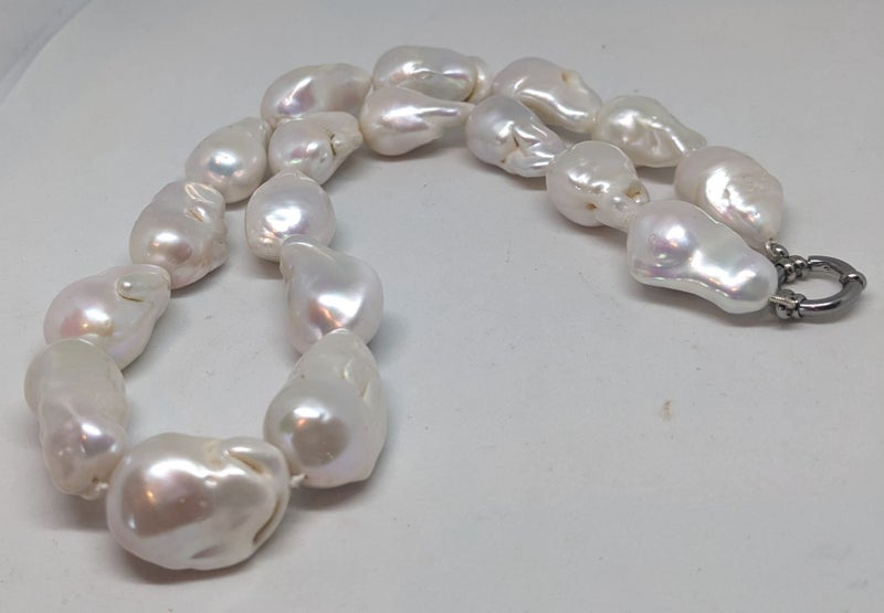 15 - 26mm White Cultured Keshi Kasumi Pearl 19" Necklace Carousel 7