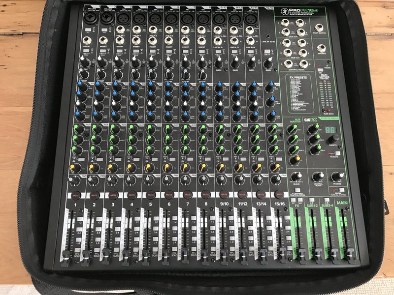 Mackie ProFX16v3 Carousel 1