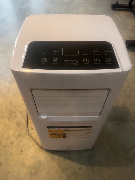 Goldair 2kW Portable Air Conditioner Carousel 1