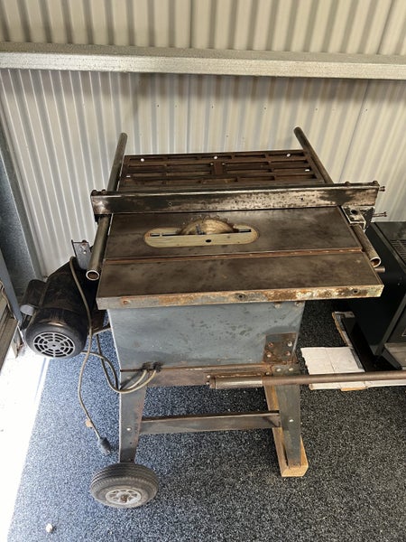 10inch Table Saw Carousel 2