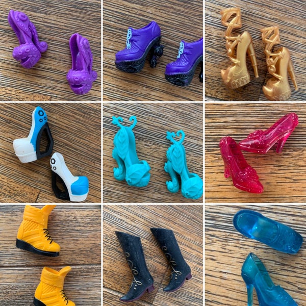 Monster High & others shoes BULK Carousel 1