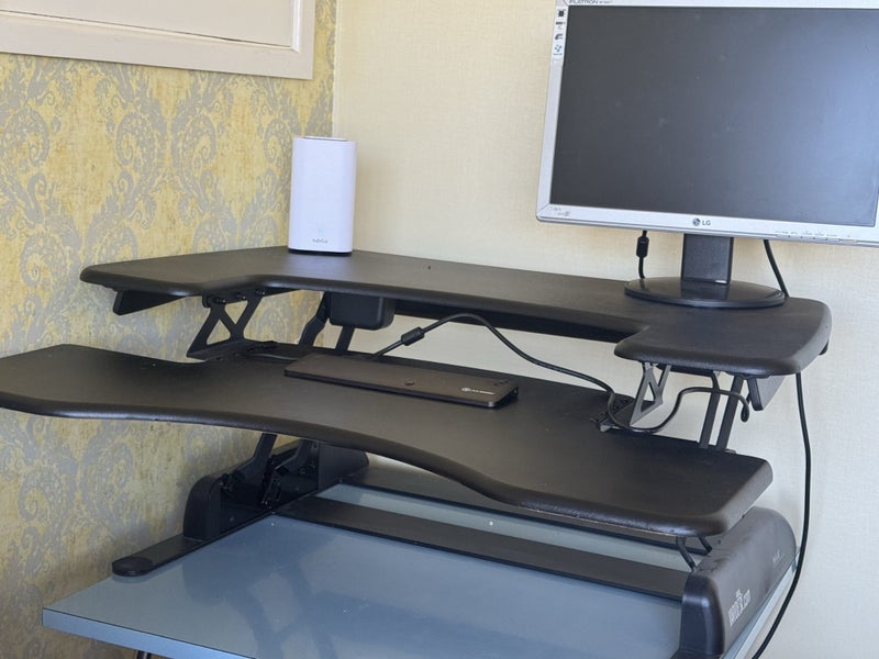 Stand up desk Carousel 2