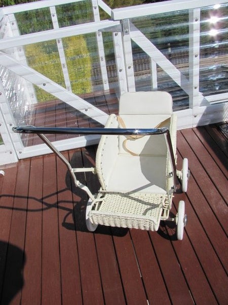 $1Res Vintage Baby Cane Pram Sulky Carousel 8