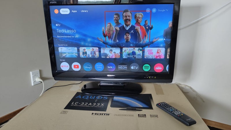 Sharp Aquos 32inch LCD TV Carousel 1