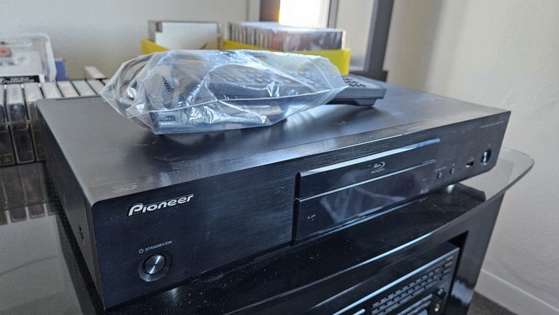 Pioneer BDP-440 Carousel 1