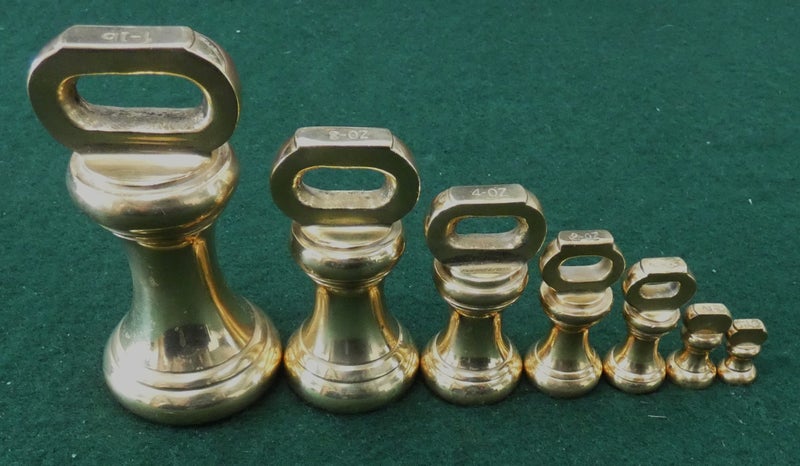 NICE Solid BRASS Vintage Scales Kitchen Scale WEIGHTS SET One Lb - very small! Carousel 1