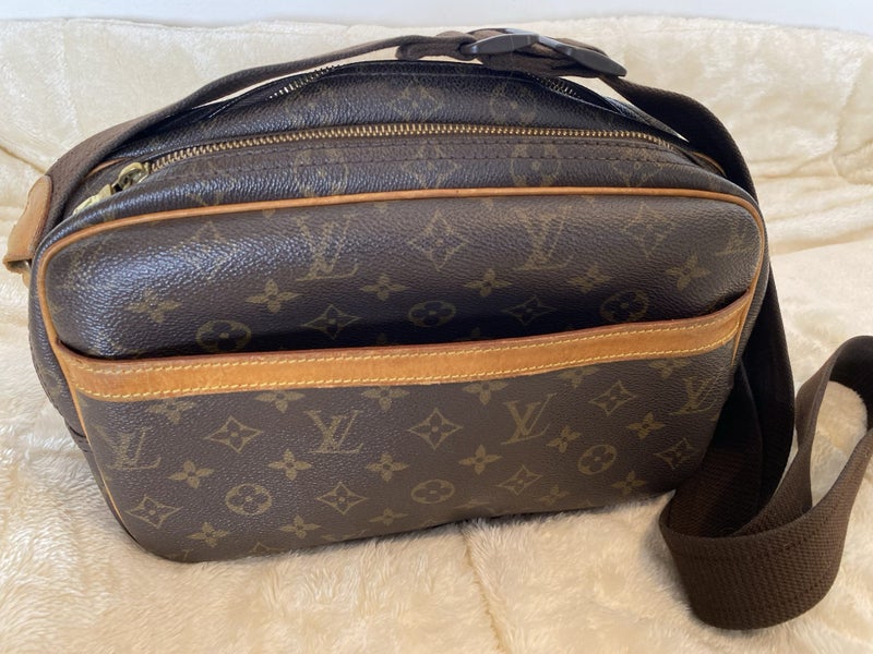 Authentic Louis Vuitton Monogram Canvas Reporter PM Bag62998060638081111
